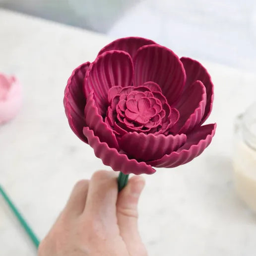 THE ETERNAL BLOOM: Twist to Reveal the Magic